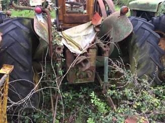 Tracteur agricole John Deere 303 - 8