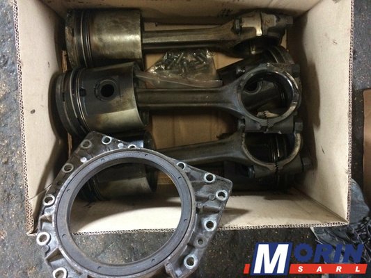 Pièces Agricole et Motoculture - Pièces Tracteur - PISTON AVEC AXE Ø 100 MM - STD