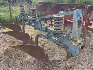 Charrue Ransomes TSF200A - 1