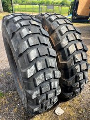 Pneu agricole Michelin 11.00R16 (11.00-16) - 1