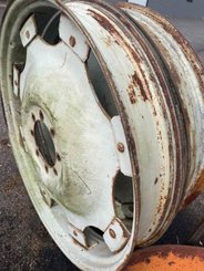 Jantes International W7x44-8T275 - 1