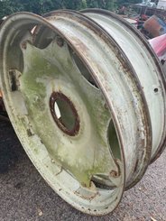 Jantes International W7x44-8T275 - 1