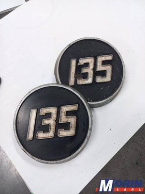 Pièces Agricole et Motoculture - Pièces Tracteur - MEDAILLON ALU MF 135