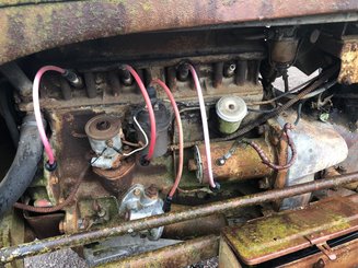 Tracteur agricole Ferguson TEA20 - 4