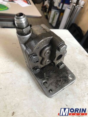 Pièces Agricole et Motoculture - Pièces Tracteur - Pompe hydraulique auxiliaire MF 65 MKIII