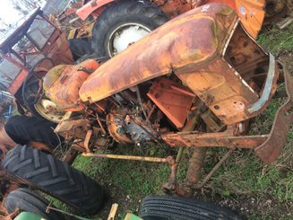 Tracteur agricole Renault D22 - 1