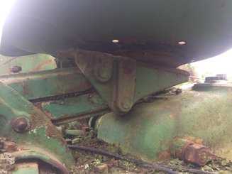 Tracteur agricole John Deere 303 - 5