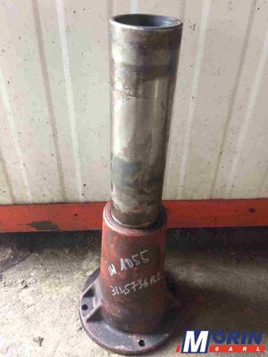 Pièces Agricole et Motoculture - Pièces Tracteur - COULISSEAU GUIDE DE BUTEE IH 844 955 1055