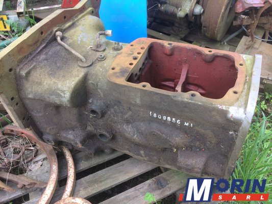 Pièces Agricole et Motoculture - Pièces Tracteur - CARTER BOITE DE VITESSE MF 590 - 1809856M2