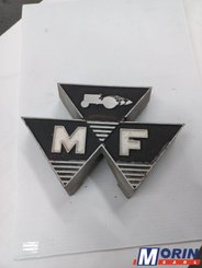 Pièces Agricole et Motoculture - Pièces Tracteur - Emblème de nez de capot MF ( 828136M1 )