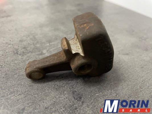 Pièces Agricole et Motoculture - Pièces Tracteur - BRAS BOITE VITESSE MOIS. MASSEY (788041M1)