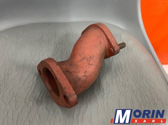 Pièces Agricole et Motoculture - Pièces Tracteur - Coude d'échappement IH (3058004R1)