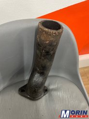 Pièces Agricole et Motoculture - Pièces Tracteur - Coude d'échappement Case IH 553, 624, 654, 724, 824 (3059921R1)