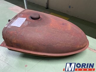 Pièces Agricole et Motoculture - Pièces Tracteur - Réservoir pour IH 235D, 237D, 265D, 267D