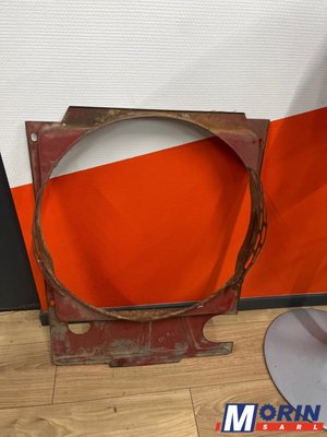 Pièces Agricole et Motoculture - Pièces Tracteur - VOLUTE RADIATEUR TRACTEUR IH 946