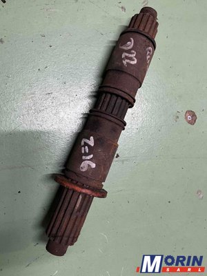 Pièces Agricole et Motoculture - Pièces Tracteur - Axe bras de relevage Renault D22