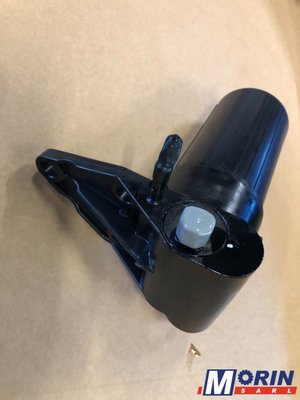 Pièces Agricole et Motoculture - Pièces Tracteur - POMPE D'ALIMENTATION 12 V (3679527M1)