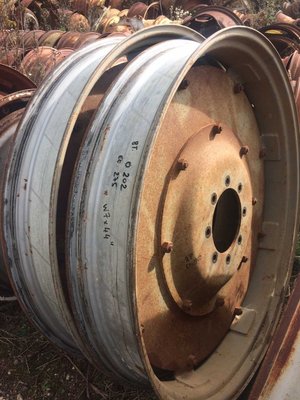 Jantes Massey Ferguson W7x44-8T205 - 1