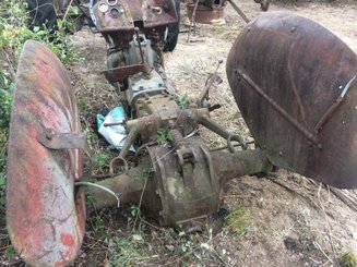 Tracteur agricole Ferguson TEA20 - 4