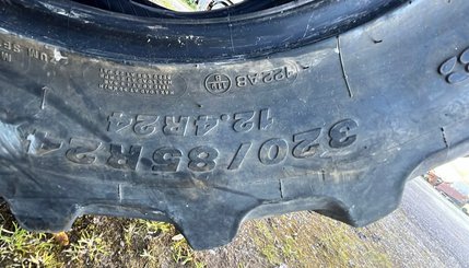 Pneu agricole Kleber 320/85R24 (12.4-24) - 3