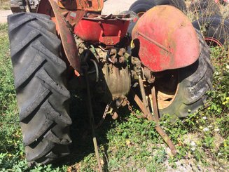 Tracteur agricole Massey Ferguson 835DS - 2