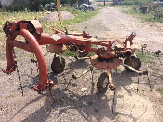 Faneur Kuhn GF452M - 1