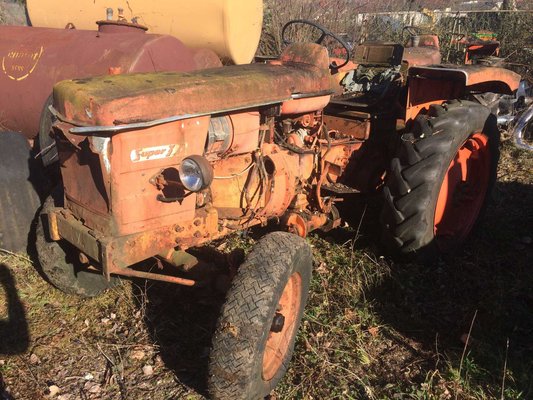 Tracteur agricole Renault SUPER 3 D - 1