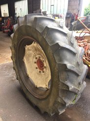 Tracteur agricole Renault 981 - 5