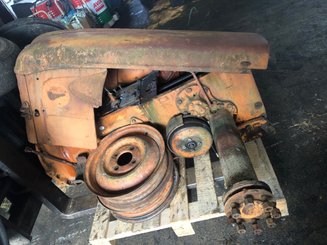 Tracteur agricole Renault D35 - 1