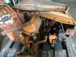 Tracteur agricole Renault D35 - 2