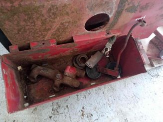 Tracteur agricole International 1046 - 5