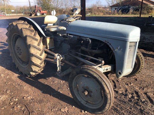 Tracteur agricole Tracteur agricole Ferguson TEF20 - 1