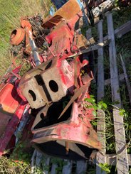 Tracteur agricole International 523 - 7