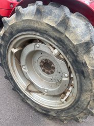 Tracteur vigneron Massey Ferguson 148V - 5