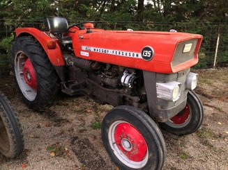 Tracteur vigneron Massey Ferguson 135 - 1