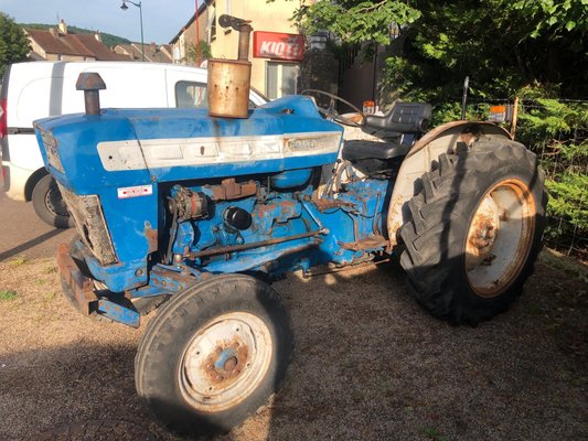 Tracteur agricole Ford 3000 - 1