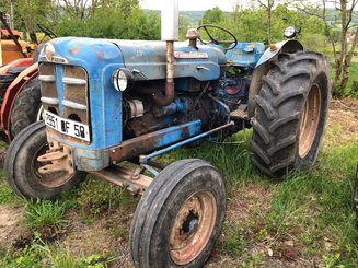 Tracteur agricole Fordson Super Major - 1