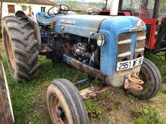Tracteur agricole Fordson Super Major - 1