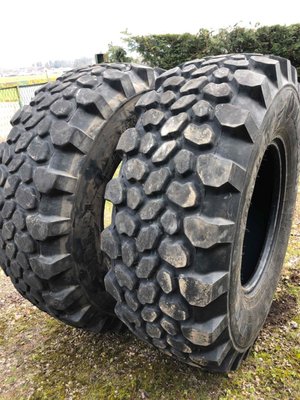 Pneu agricole Continental 365/80R20 (14.5R20) - 1