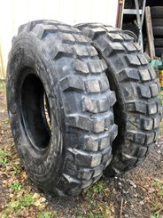 Pneu agricole Michelin 9.00R16 - 1