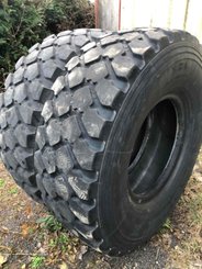 Pneu agricole Michelin 365/85R20 - 1