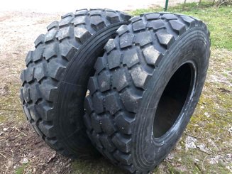 Pneu agricole Michelin 335/80R20 (12.5-20) - 2