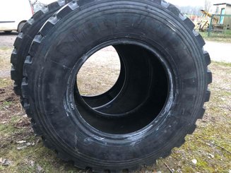 Pneu agricole Michelin 335/80R20 (12.5-20) - 3