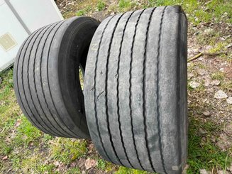 Pneu agricole Bridgestone 445/45R19.5 - 1