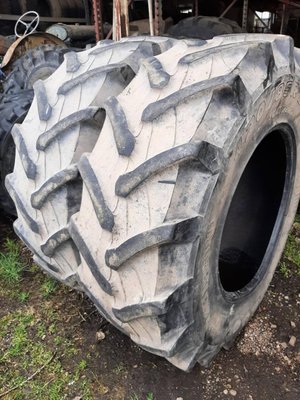 Pneu agricole Trelleborg 420/85R28 (16.9R28) - 1