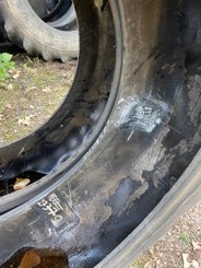 Pneu agricole Michelin 320/85R32 (12.4-32) - 3