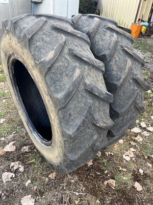Pneu agricole Kleber 320/85R24 (12.4-24) - 1