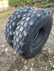 Pneu agricole Michelin 11.00R16 (11.00-16) - 1
