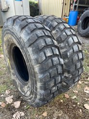 Pneu agricole Michelin 11.00R16 (11.00-16) - 1
