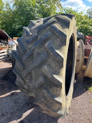 Pneu agricole Goodyear 340/85R36 (13.6-36) - 1